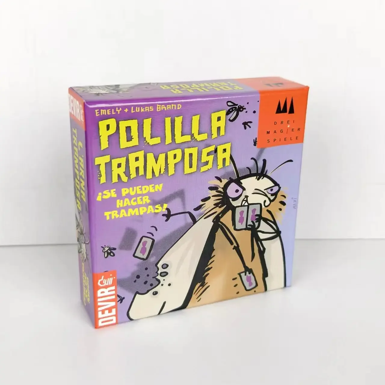 Cheating Moth Spanish Card Gam - Party Games Juegos De Mesa review and price