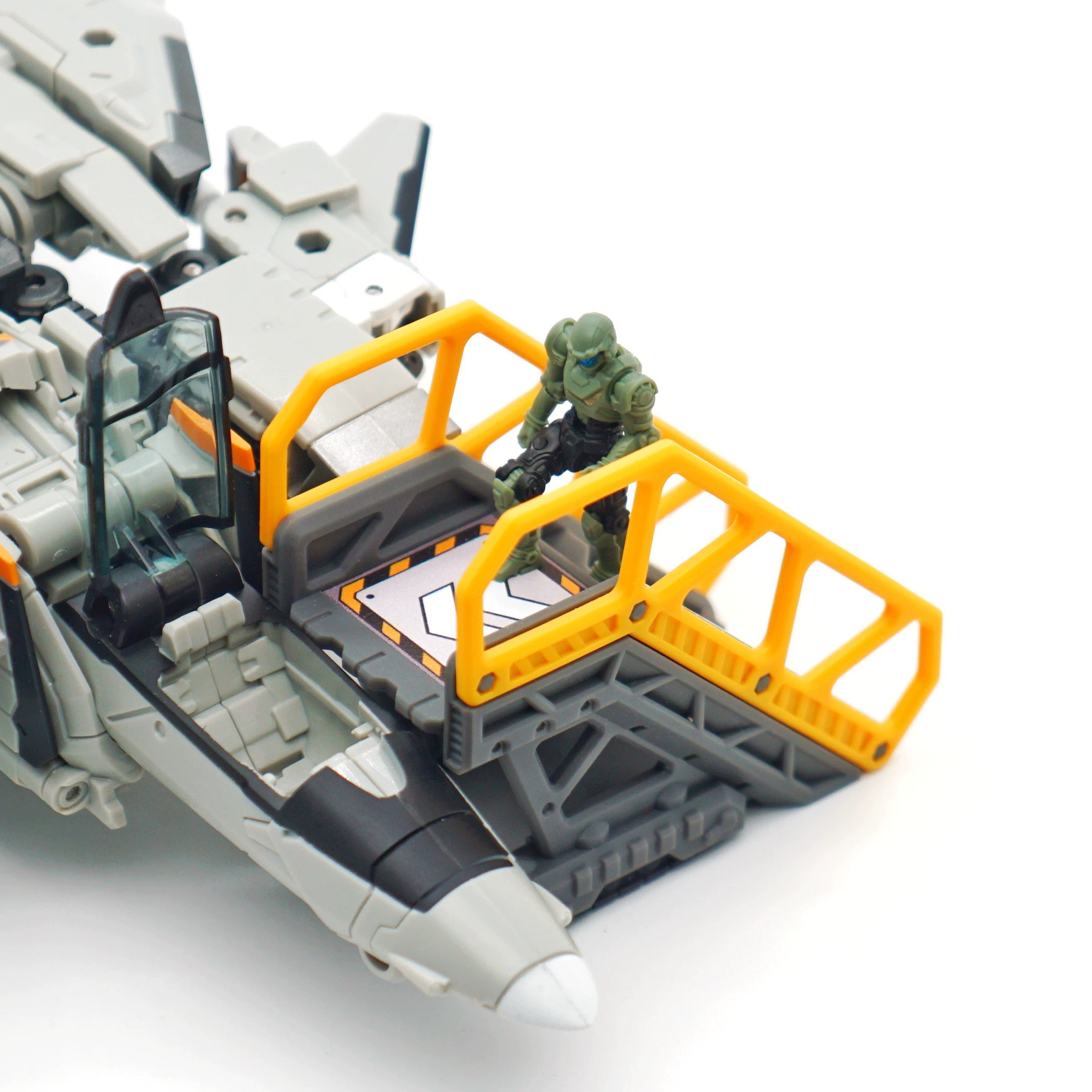 Diaclone Cockpit Set Universal - Ladder Toss Set review and price